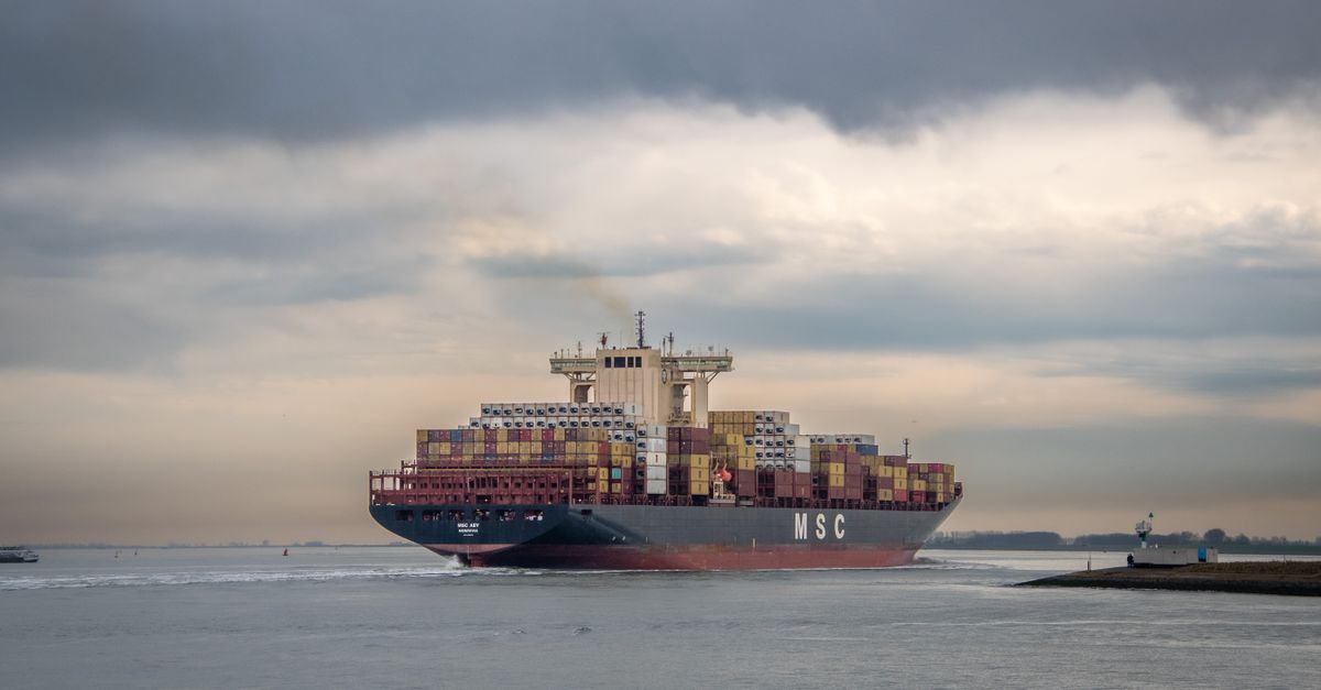 pexels.com photo cargo ship